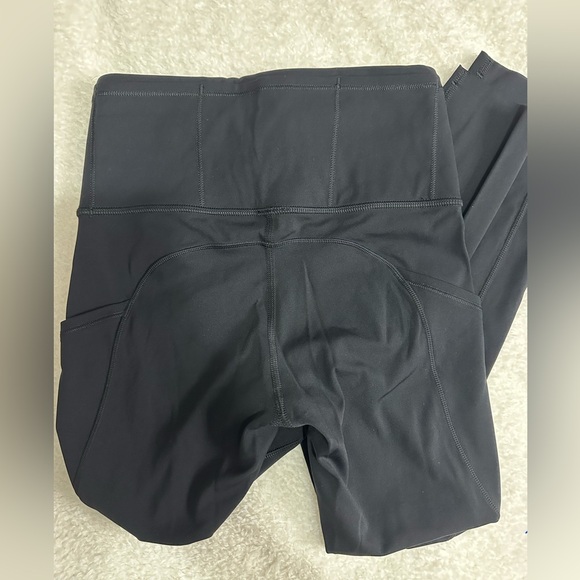 Lululemon fast and free leggings size 2 - Picture 6 of 7